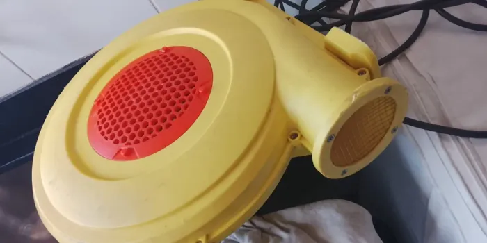 Vendo máquina de encher brinquedo inflável