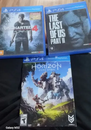 VENDO KIT COM 3 JOGOS DO PS4!