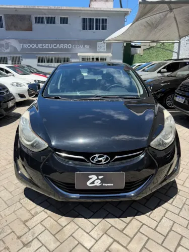 Hyundai Elantra GLS 1.8 16V Aut. 2012