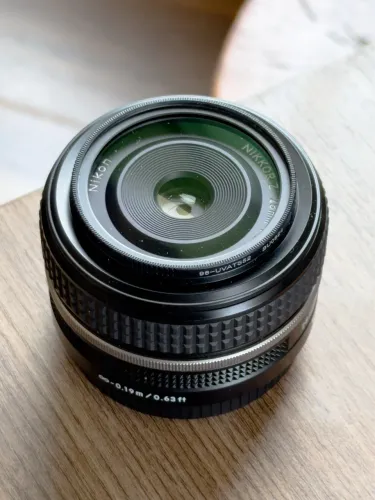 Lente Nikon Z 28mm Se