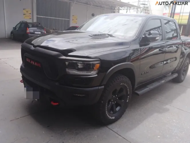 Ram 1500 Rebel v8 22/22 novinha preta top