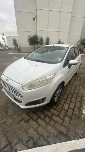 Ford Fiesta 1.5 16V Flex Mec. 5P 2015