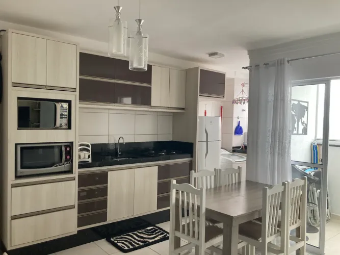 Charmoso apto próximo à praia