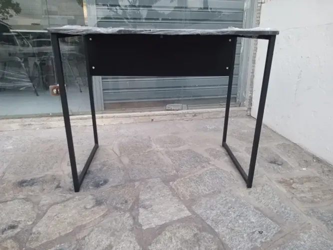 Mesa para escritorio modelo industrial