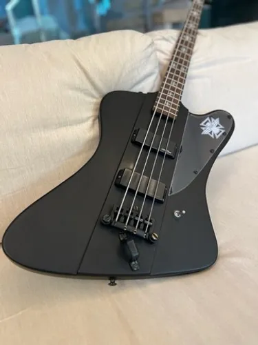 Baixo Epiphone Blackbird Nikki Sixx Signature