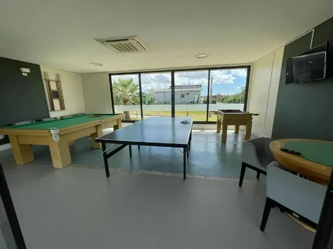 Lote nascente de esquina com a rua principal no Terras Alphaville Ceará