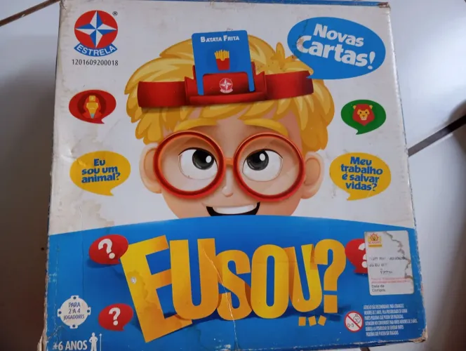 Jogo de Tabuleiro "Eu Sou?"