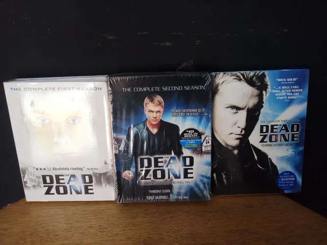 Box DVD The Dead Zone O Vidente - 1ª, 2ª e 3ª Temporadas em Inglês