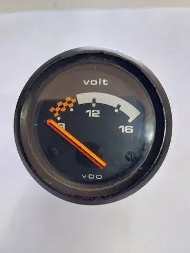 Relógio Voltímetro Passat TS impecável