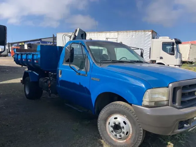 Ford F-4000/ano 2000 C/Munck e Caçamba ótima p entregas de materiais !!!