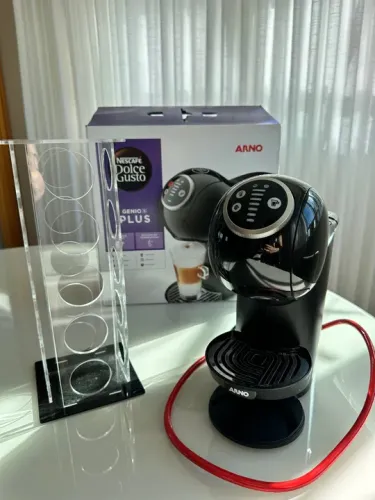 Dolce Gusto Genio Plus 220v (com suporte de Acrílico)