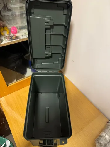 Caixa Cabelas da Bass pro USA