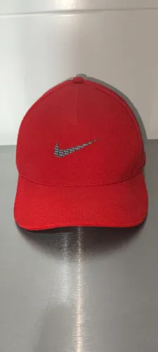 Bonés Nike Primeira Linha Novos