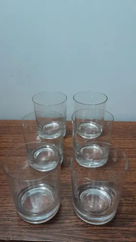 Copos de vidro