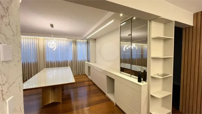 Apartamento à venda com 4 suítes no condomínio Portal DO Morumbi, São Paulo - SP