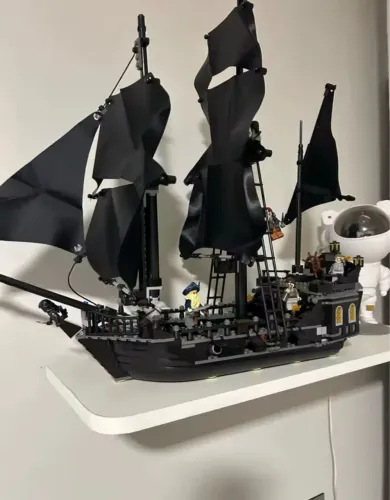 Kit Blocos de montar Navio Piratas do Caribe - 875 peças (Compatível com Lego)