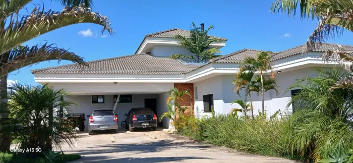 Casa Condomínio Saint Charbel - Araçoiaba da Serra