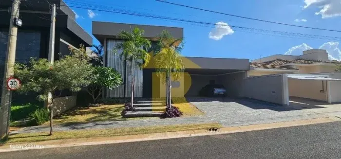 Casa em Condomínio de Luxo no Parque Residencial Damha VI em São José do Rio Preto-SP: 3 q