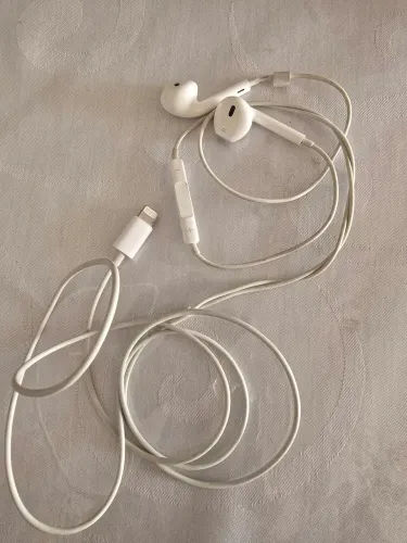 Fone de ouvido para iPhone