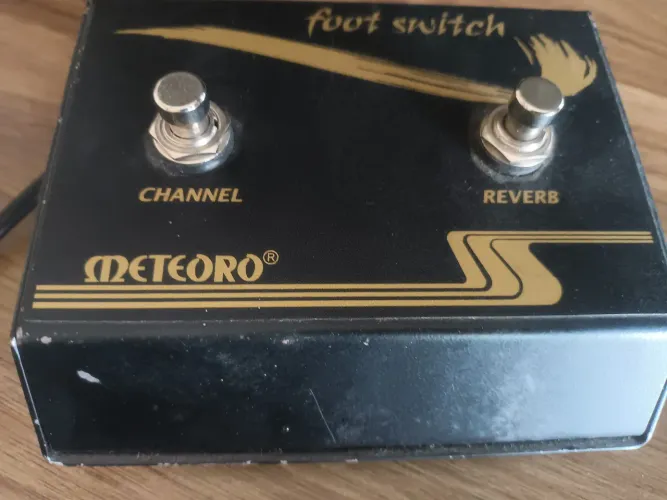 Foot switch 