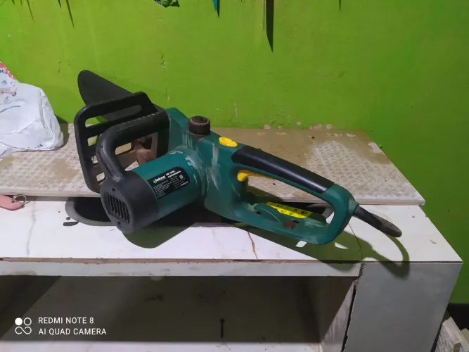 Vendo uma será e letrica 