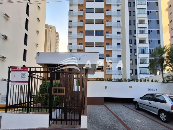 ÓTIMA OPORTUNIDADE NO CANELA. ANDAR ALTO E VISTA PARCIAL PARA O MAR. APARTAMENTO COM 70 M²
