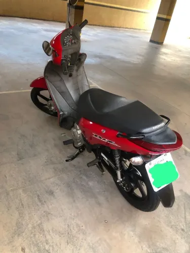 Honda Biz 2017 110i Super Nova 