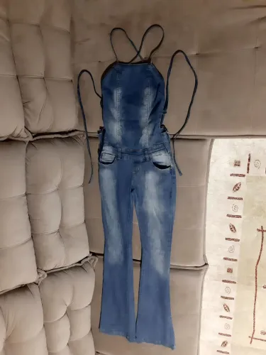 macacão jeans flare amarração costas planet girls tam.36