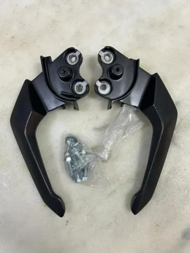 Par Alça Traseira Cb300F Original 2023/2024