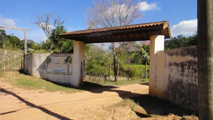 https://imoveisgirassol.com.br/produto/chacara-sem-benfeitorias-campo-limpo-paulista-sp-co