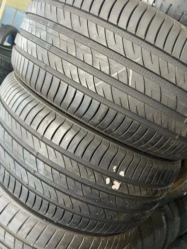 Pneu 275/45/21 Delint  98 % Vida Util