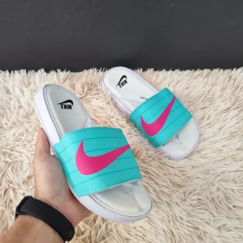 Chinelo Nike Conforto 34/35