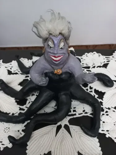 Boneca Ursula - A Pequena Sereia