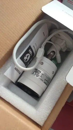 Câmera IP de Segurança Hikvision 2.8mm