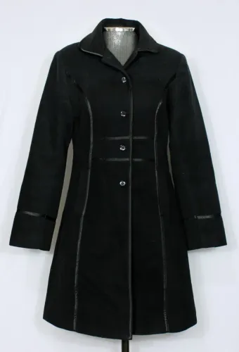 Casaco feminino de lã batida 7/8 acinturado com cetim preto - Veste 40 - Ref. 2347