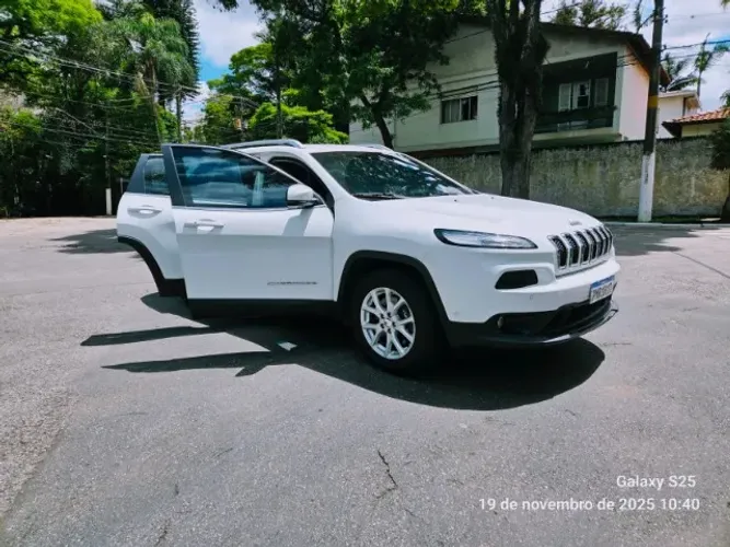Jeep Cherokee Longitude 3.2 4X4 V6 Aut. 2015