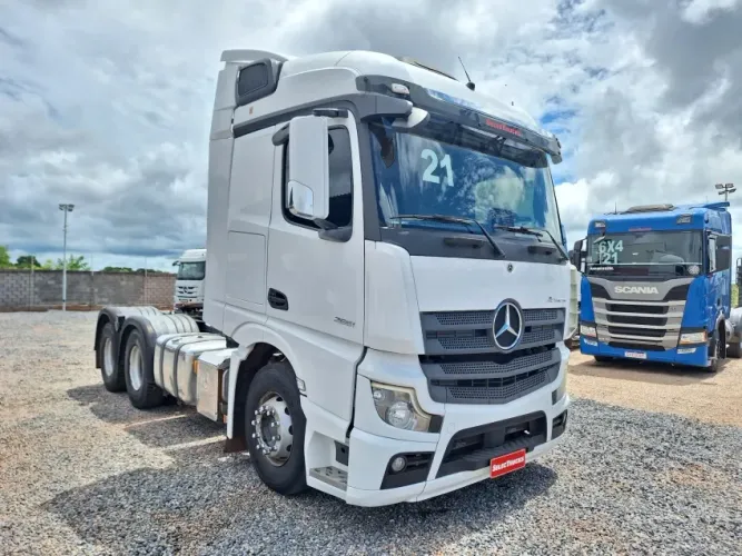 MB Actros 2651S ano 21/21 Suspensao de molas.