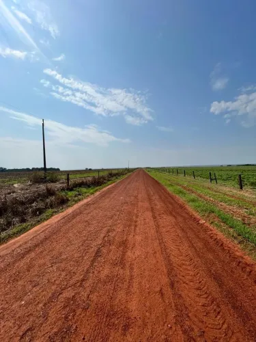 Fazenda 2.249 hec em Nobres MT. 90km de Motum, com silo, 
