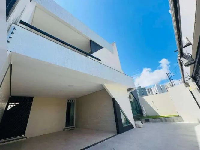 Sobrado à venda em Aracaju, Jardins, com 4 quartos, 250m²