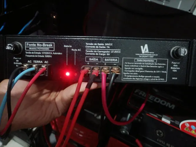 Fonte Nobreak+ inversor 220v 500w + 2 baterias