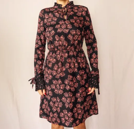 Vestido Kitson Romântico Manga Comprida
