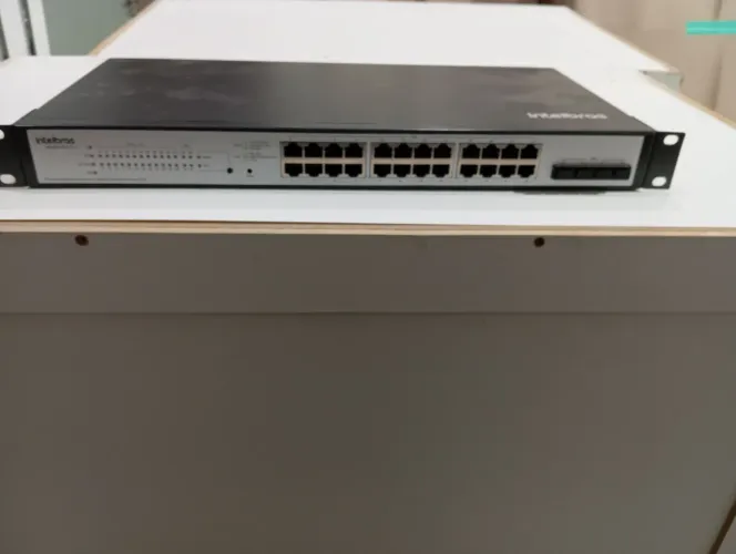 Switch de Rede Intelbras 24 portas 5G 2404 L2