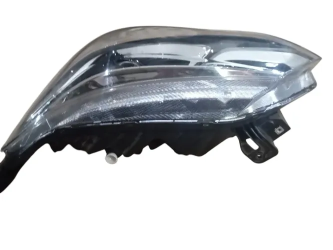 Farol recuperado e DRL Onix 2025 lado esquerdo
