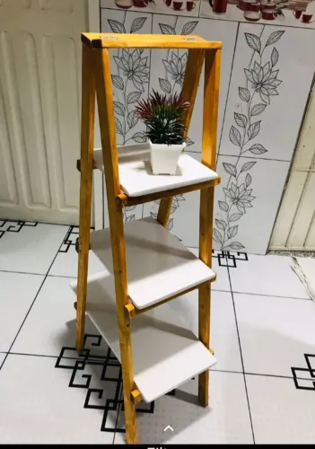 Escadinha Decorativa à pronta entrega