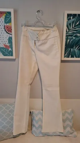 Calça branca social para trabalho