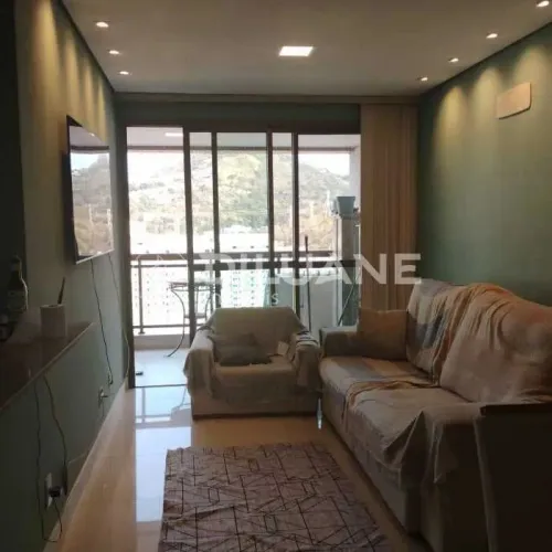 Apartamento : / Residencial / Rio Comprido