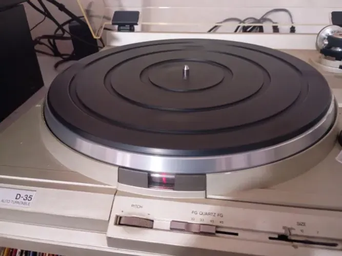 toca discos gradiente D 35