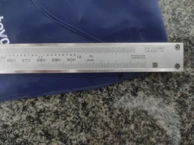 Paquímetro Analógico 300mm/0,02mm - 530-119 *NOVO*