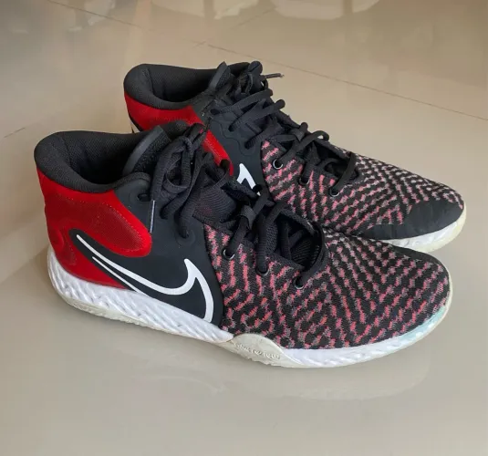 Tênis Nike KD Trey 5 X - Vermelho e Preto