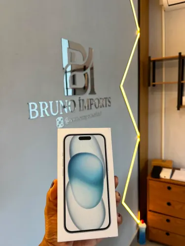 iPhone 15 128GB - Lacrado